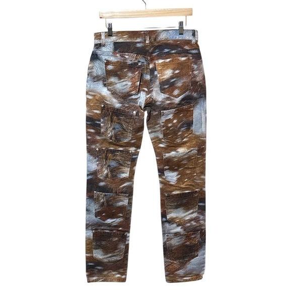 Like New - Lourdes Deer Print Multi-Pocket Jeans - Size 29 - Picture 4 of 6